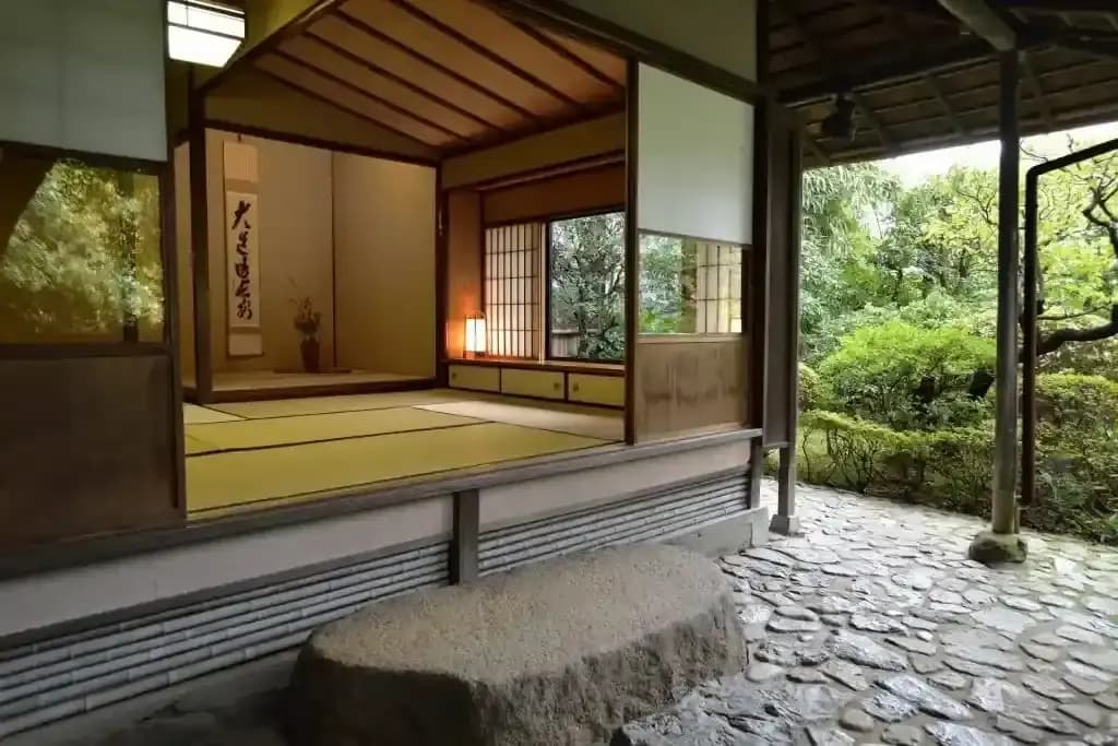 Tea Ceremony
in a Traditional House